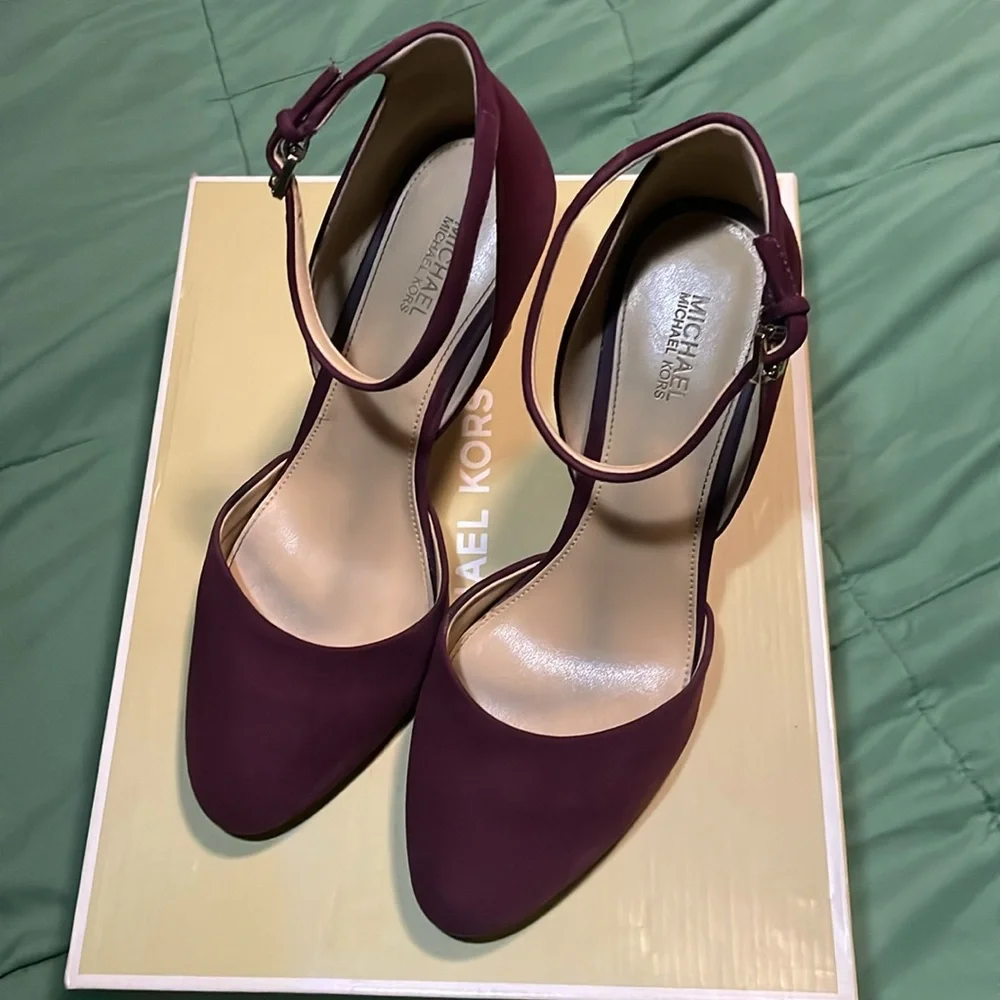 Michael Kors Georgia Ankle Strap Pump